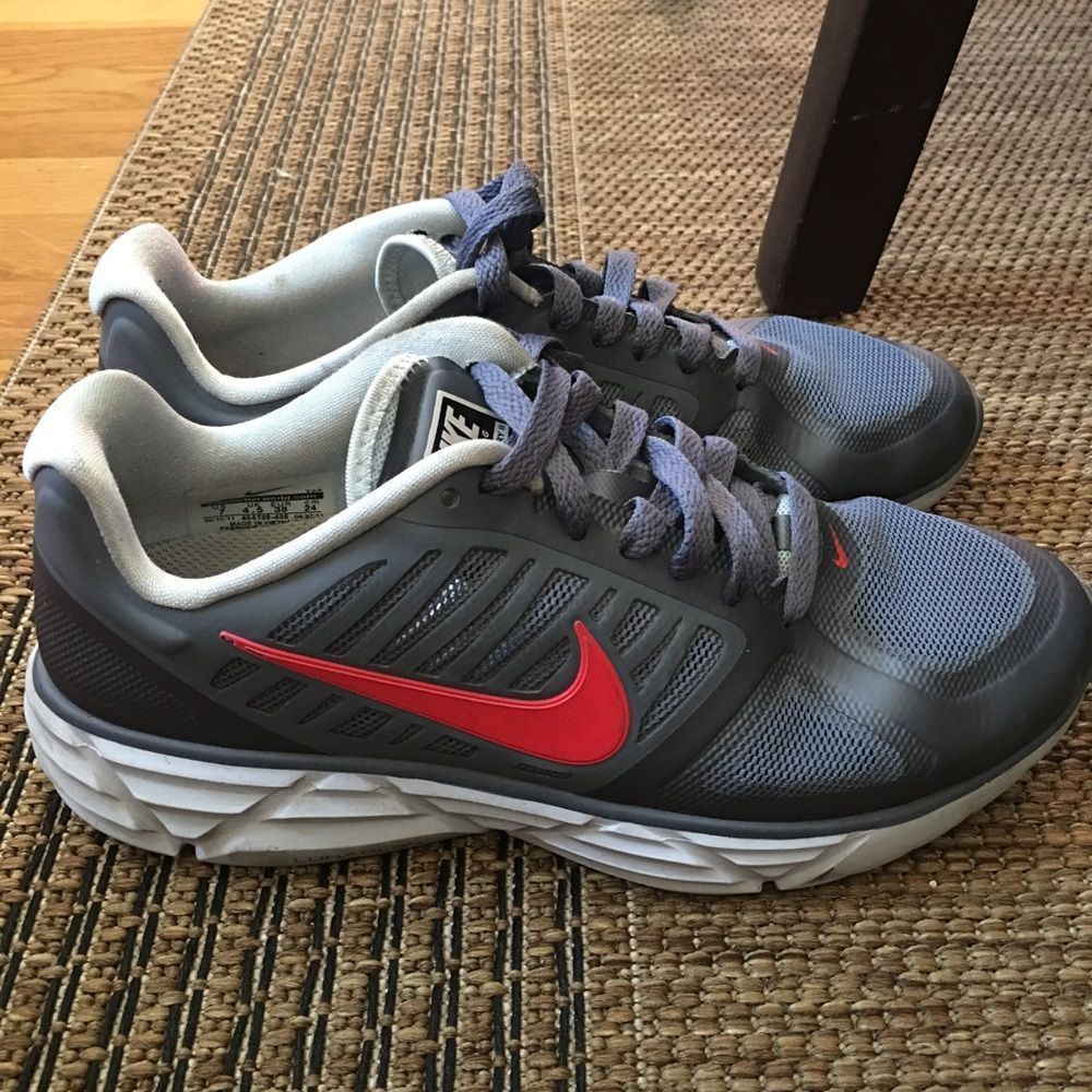 .🌞👟NIKE Lunar Victory 2👟